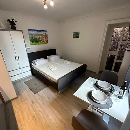 Apartman Rafael *